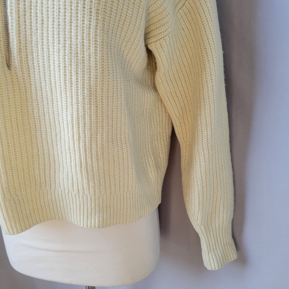 Everlane Light Cream Ribbed Half-Zip Sweater - Picture 9 of 12